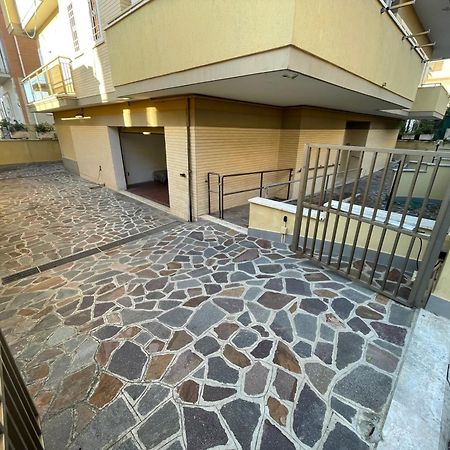 Appartamento Via Dei Fabbri Navali リド・ディ・オスティア エクステリア 写真